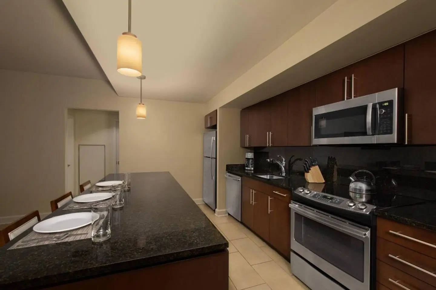 Marriott's Crystal Shores Restaurant