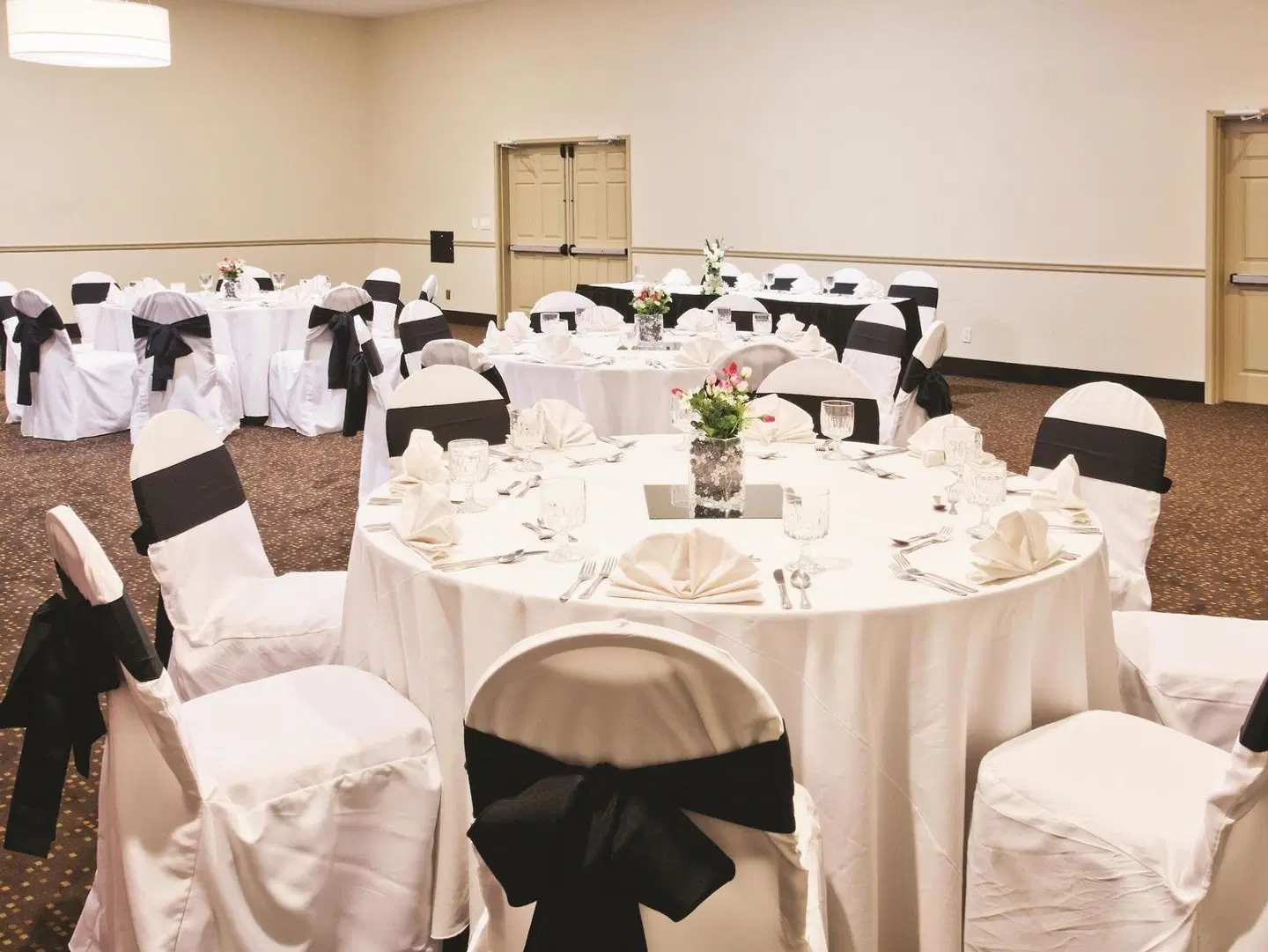 La Quinta Inn & Suites by Wyndham Conference Center Prescott Restaurant