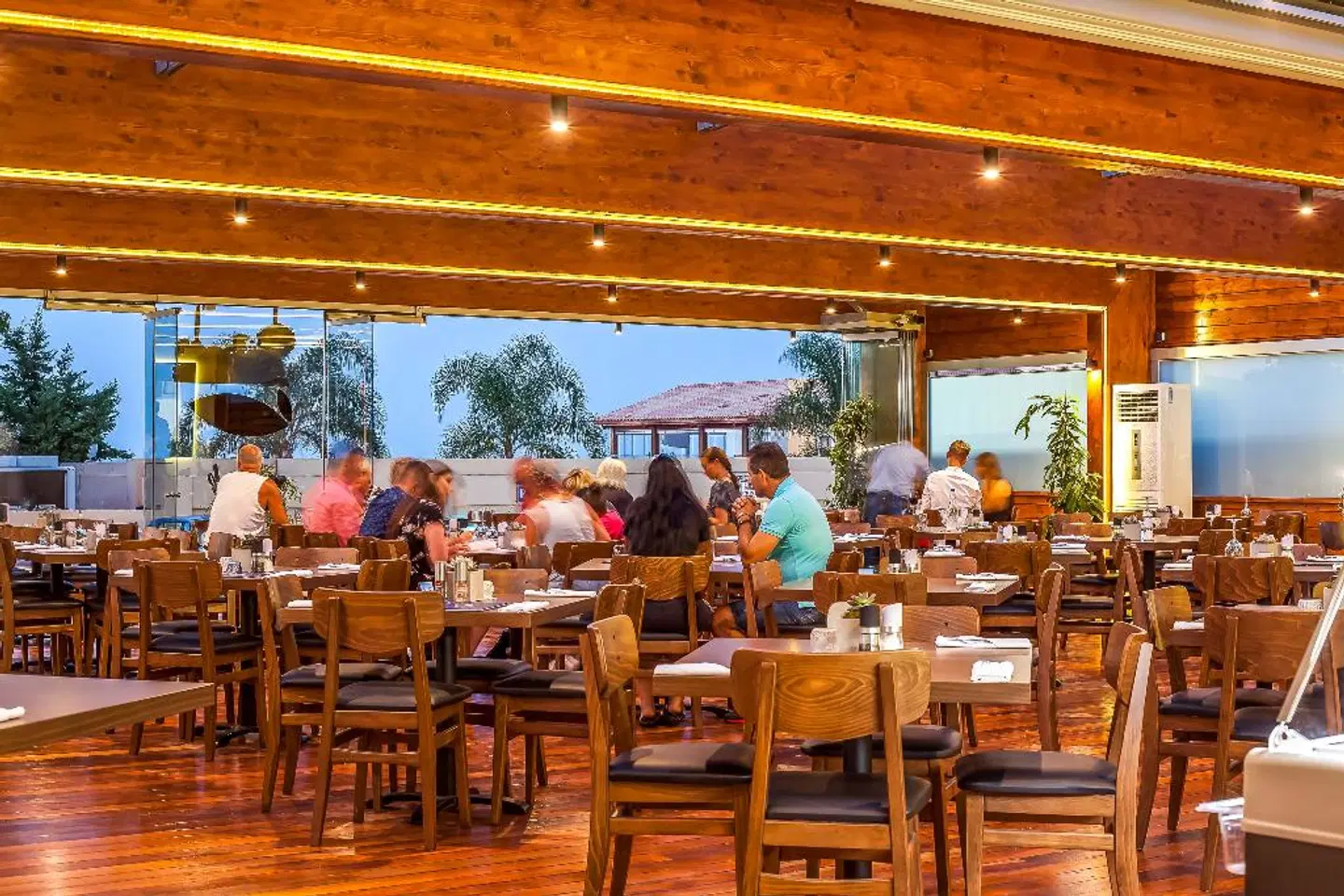 Sunny Days Hotel & Resort Restaurant