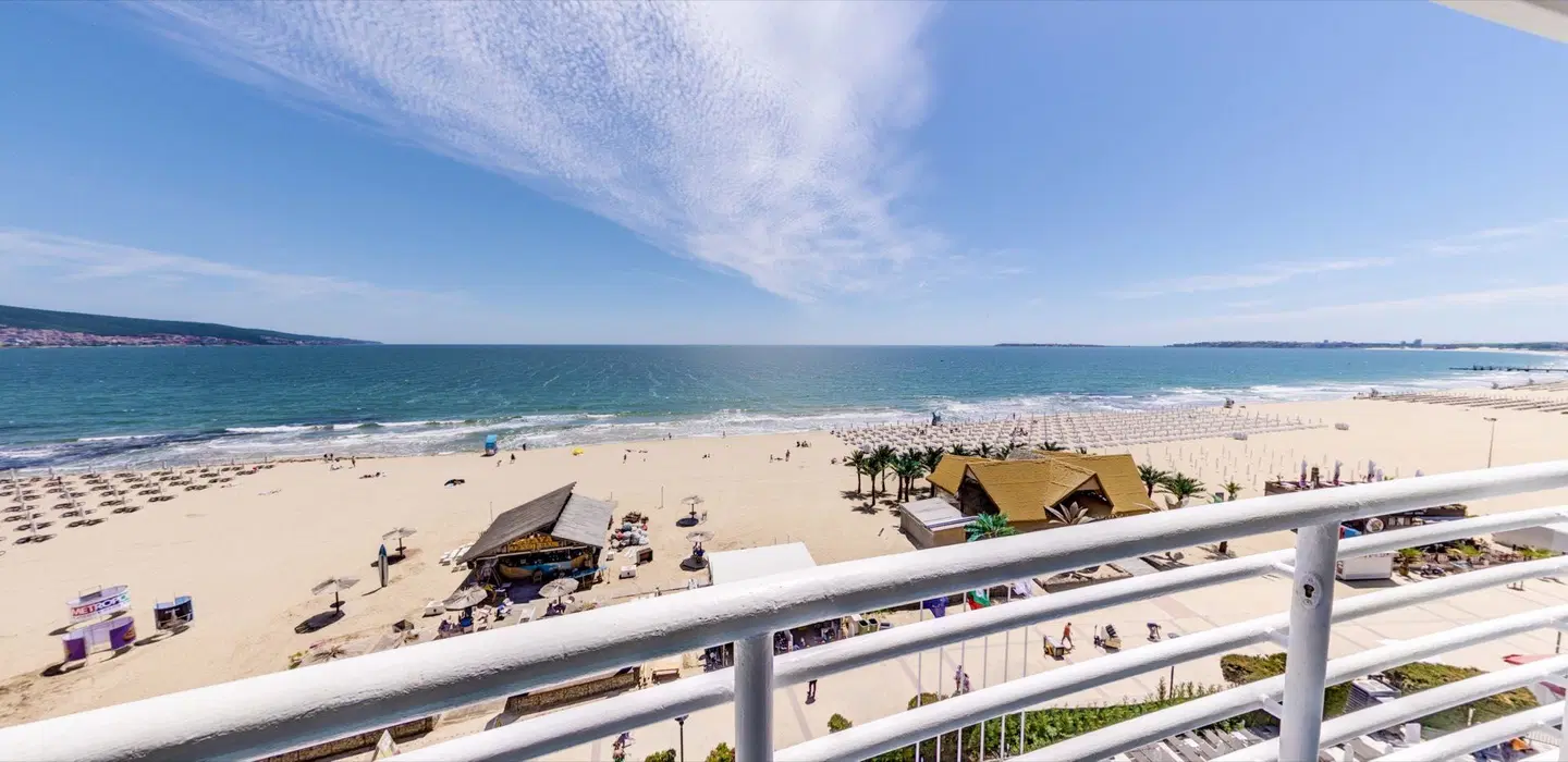 Effect Grand Victoria Hotel BEACH