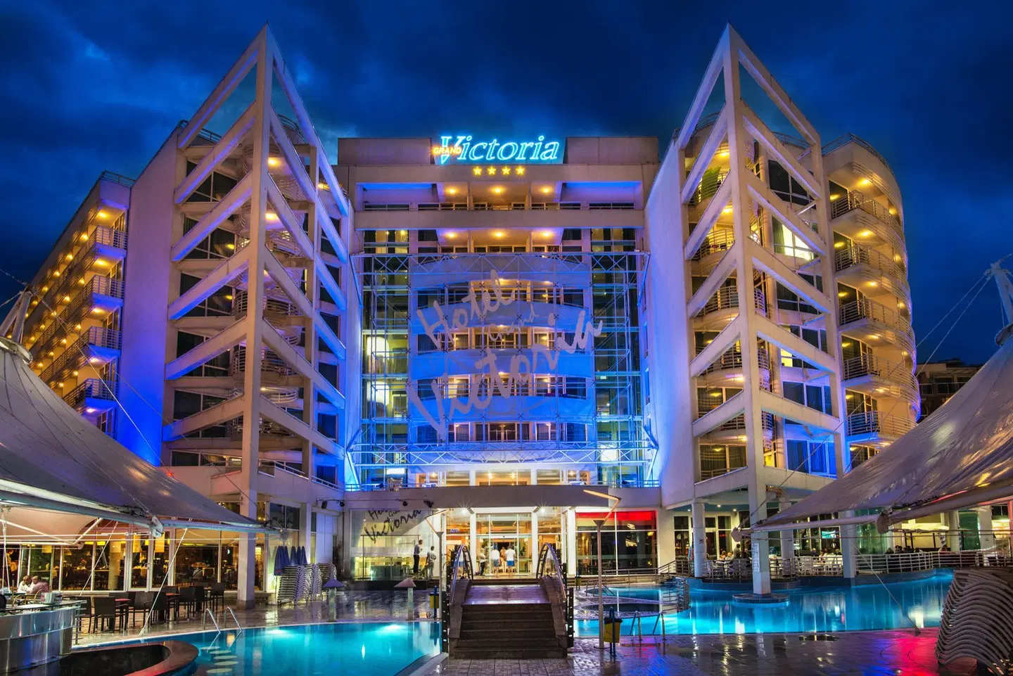 Effect Grand Victoria Hotel EXTERIOR