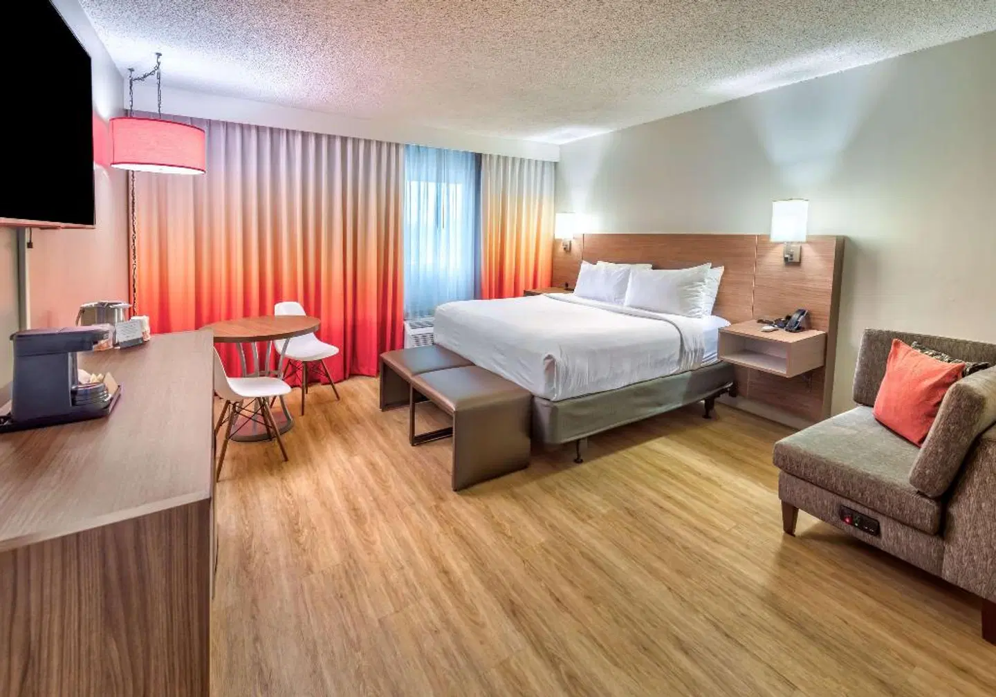 Clarion Hotel Atlanta Airport ROOM_EXAMPLE