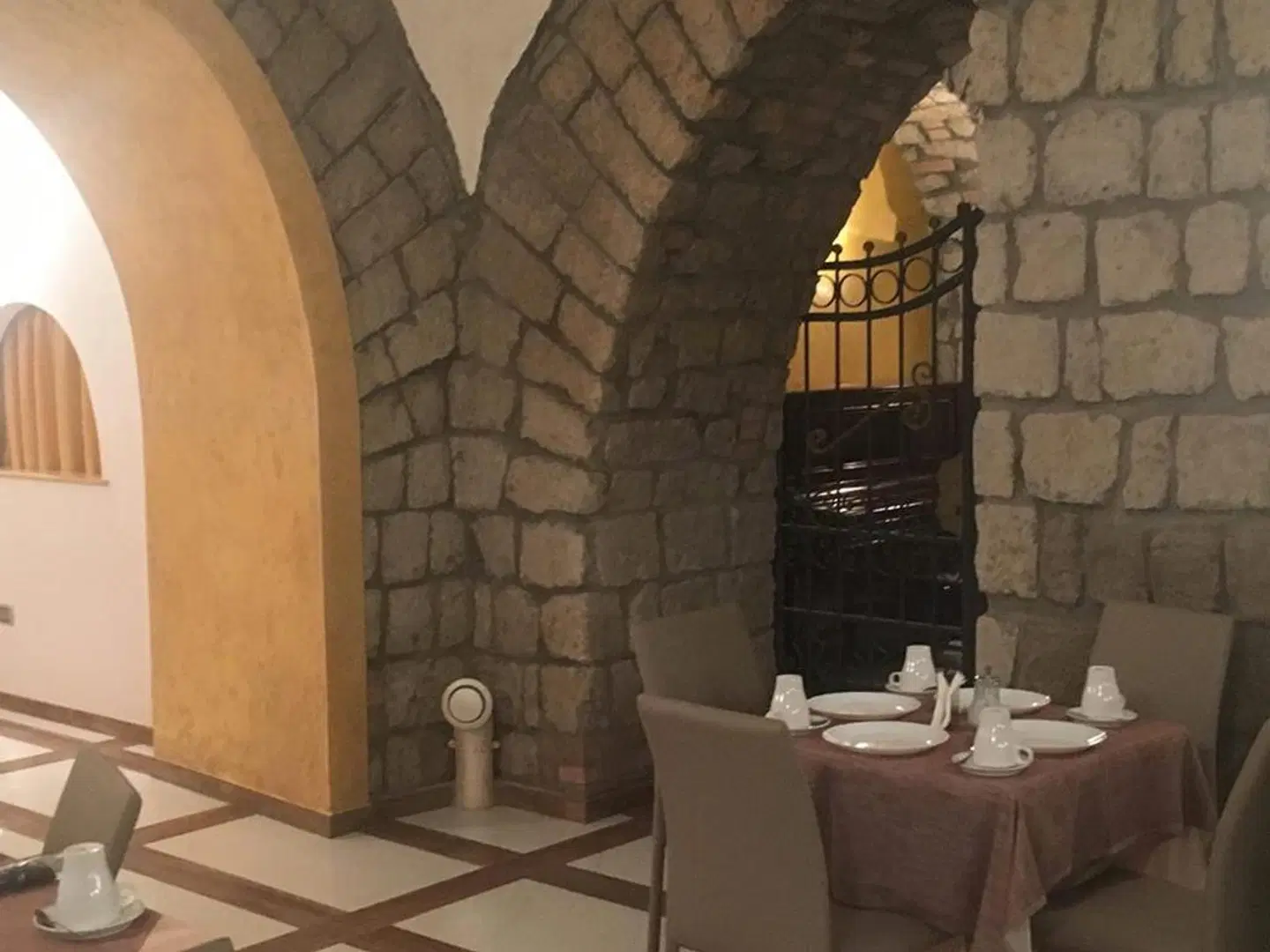 La Pace HEALTH_BEAUTY