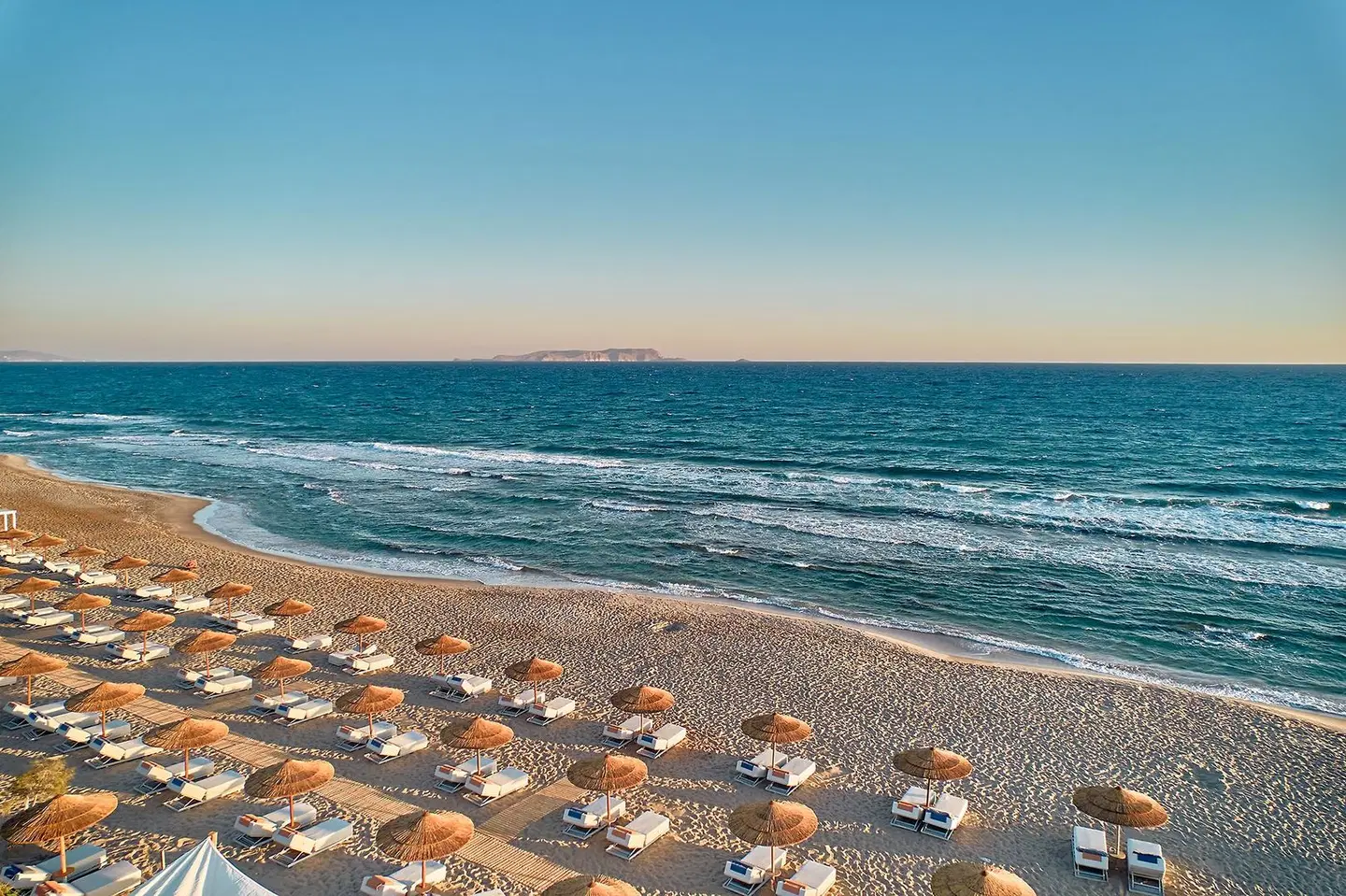 Paralos Kosta Alímia BEACH