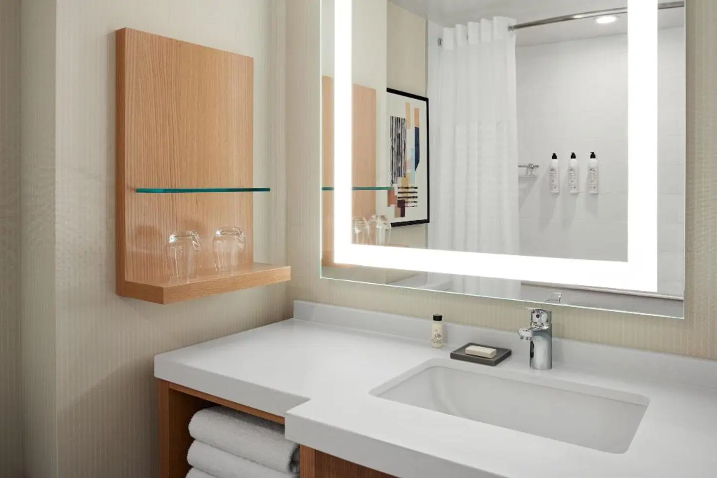 Delta Hotels by Marriott Calgary Airport In-Terminal Badezimmer