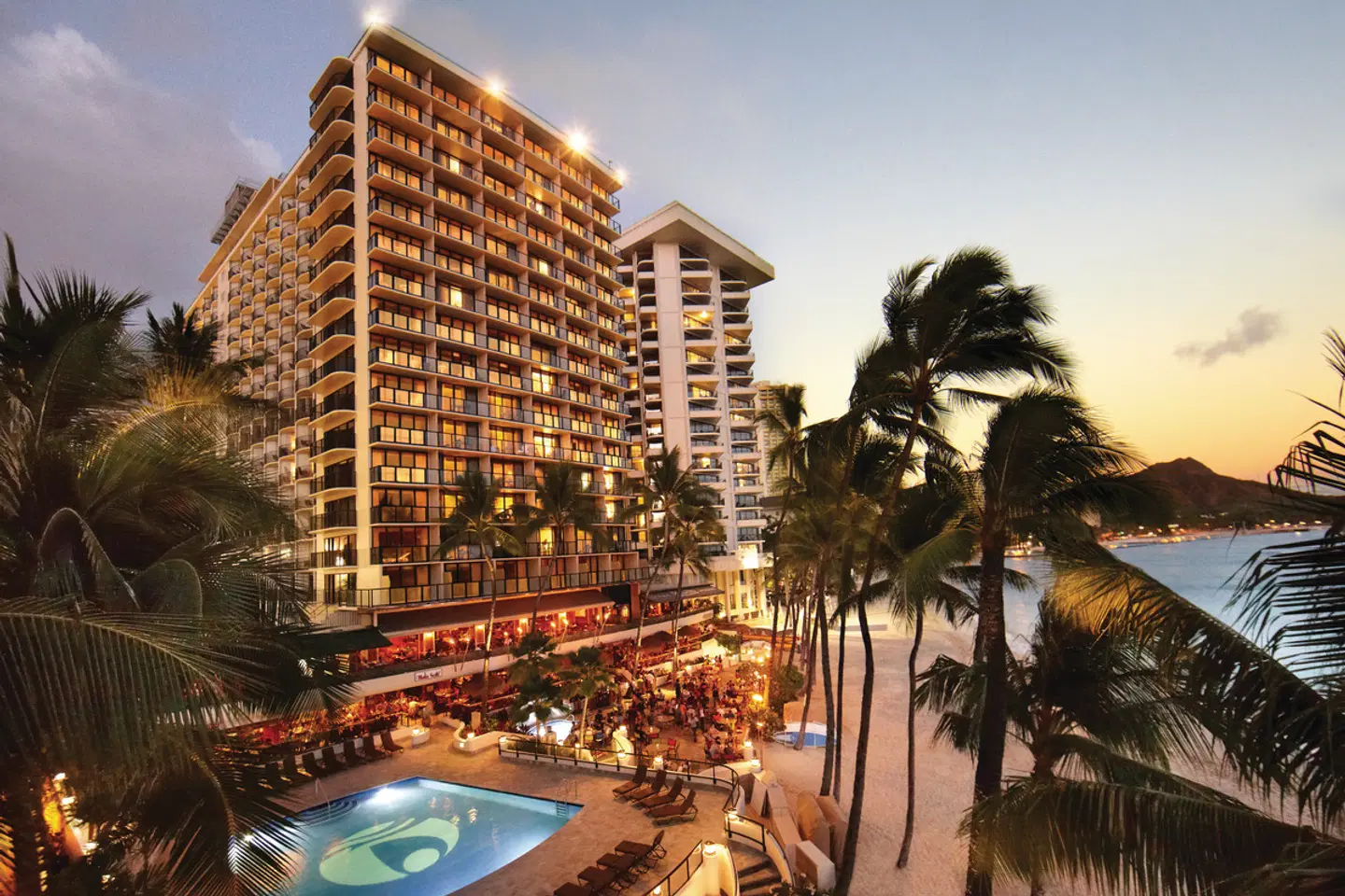 Outrigger Waikiki Beach Resort EXTERIOR