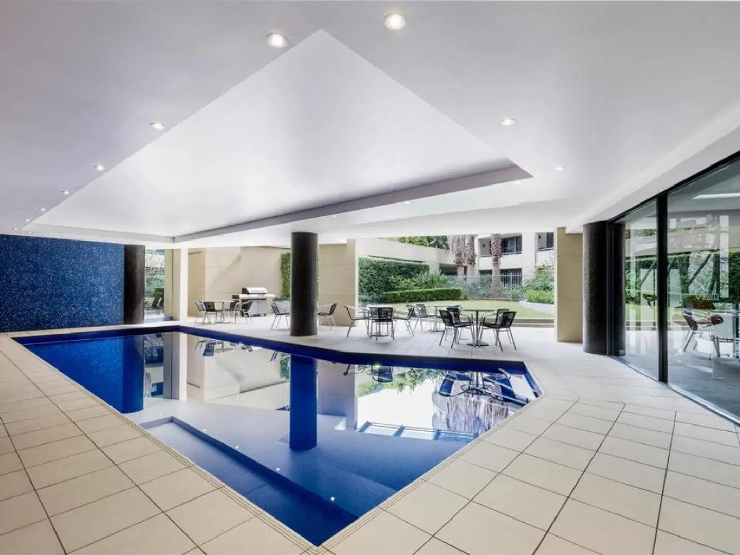 Adina Apartment Hotel Sydney Darling Harbour Hallenbad