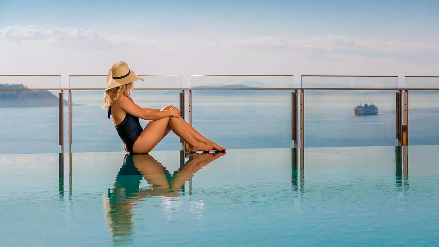 Four Seasons Hotel Seattle OUTDOOR_POOL