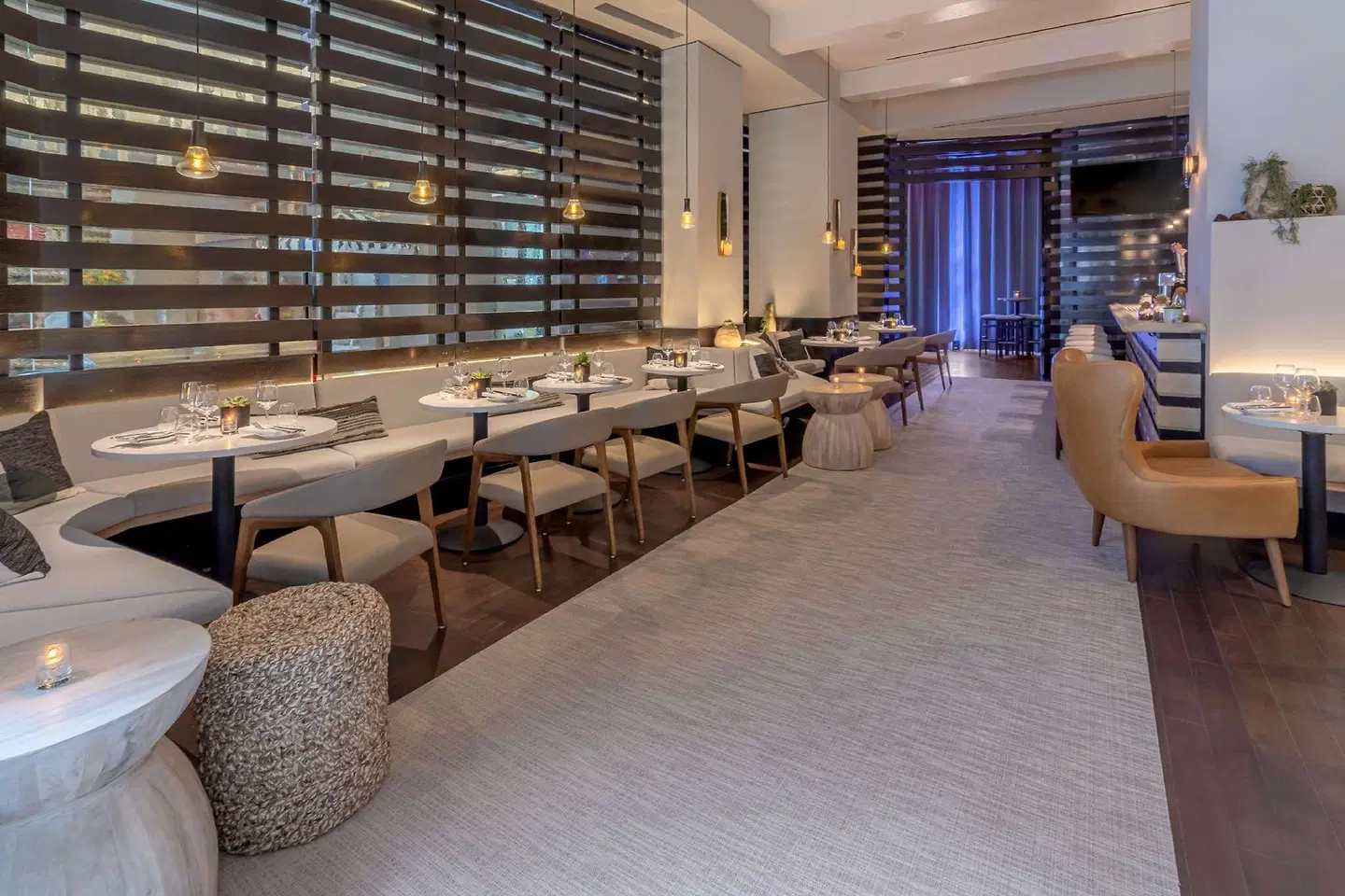 Hilton New York Fashion District Bar