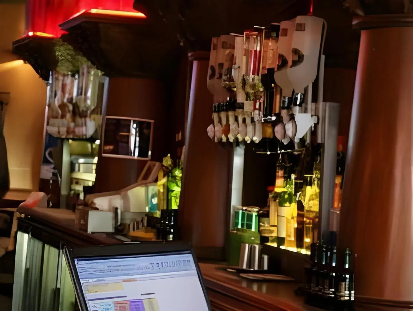 Eyre Square Hotel Bar