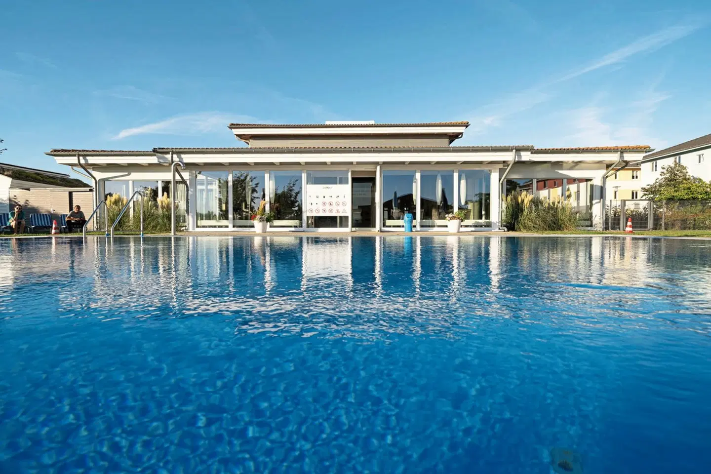 BEECH Resort Boltenhagen OUTDOOR_POOL