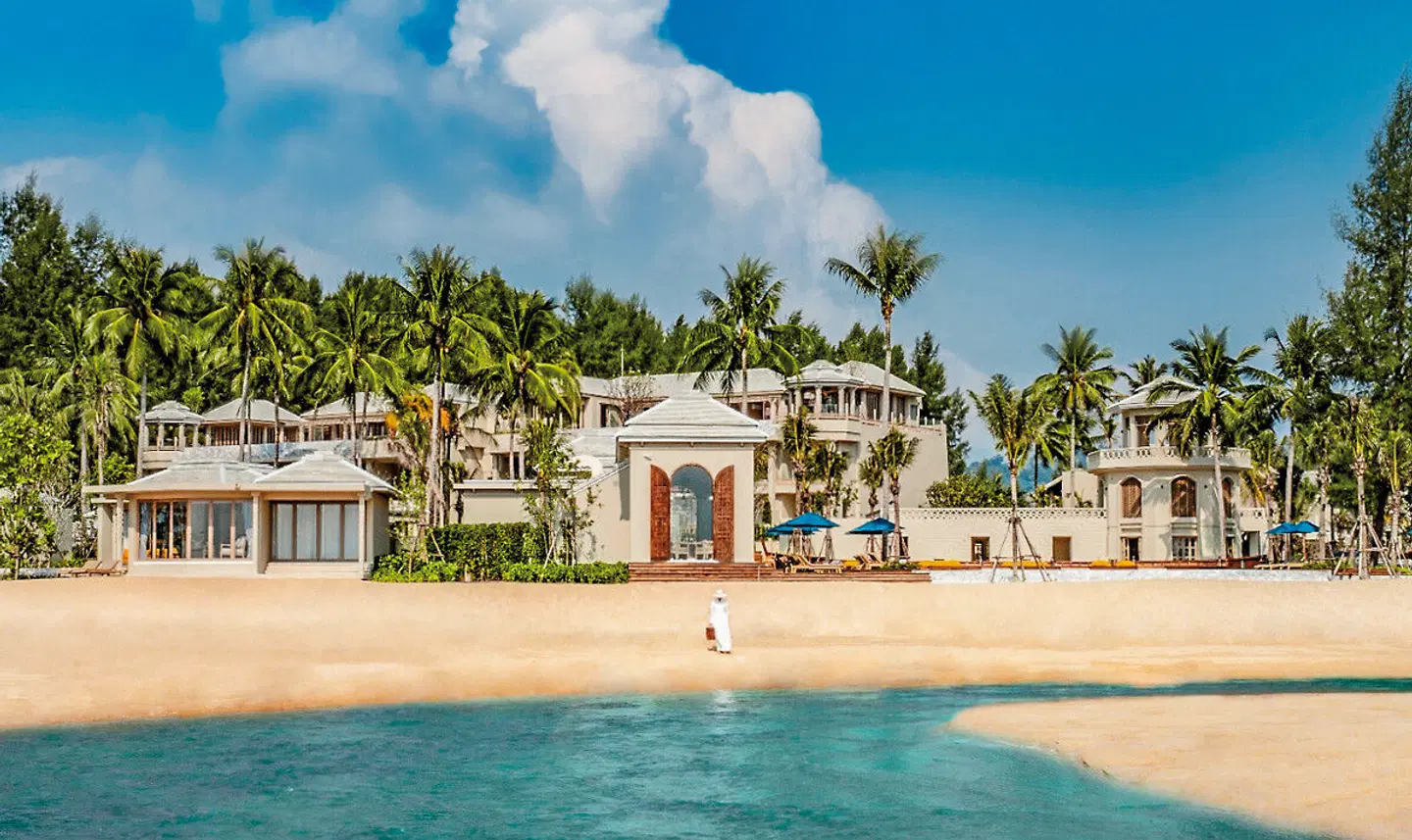 Devasom Khao Lak Beach Resort & Villas Strand