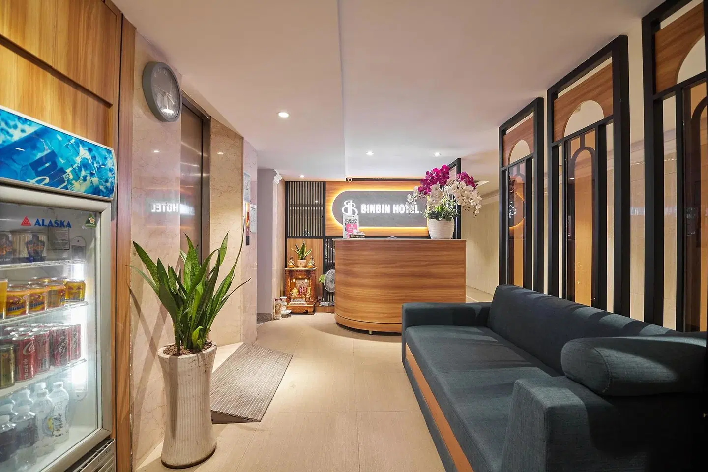 Bin Bin Hotel 2 - Near Him Lam D7 LOUNGE_LOBBY