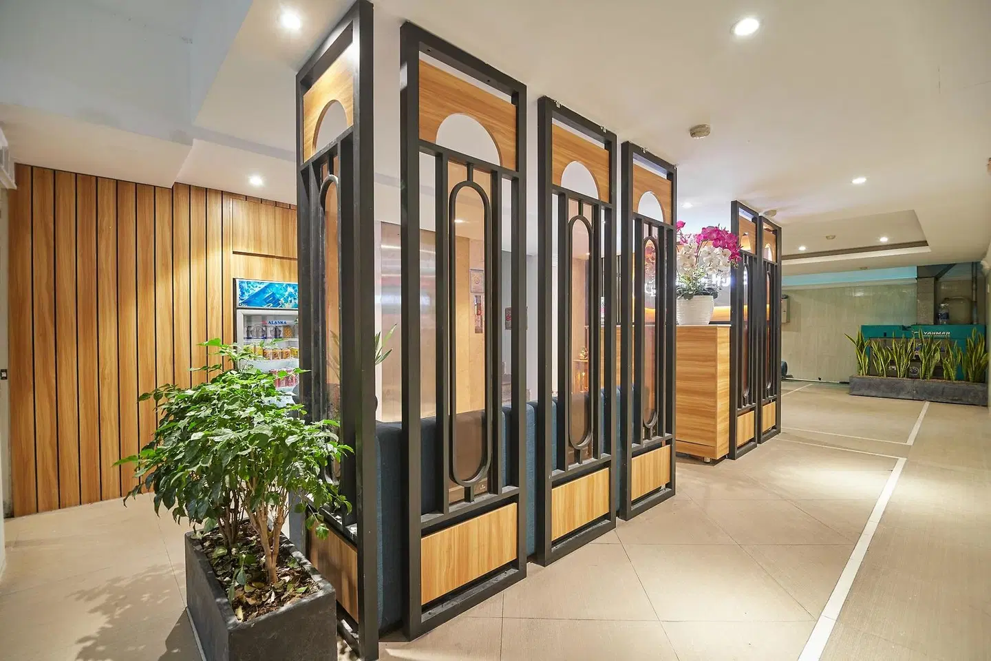 Bin Bin Hotel 2 - Near Him Lam D7 LOUNGE_LOBBY