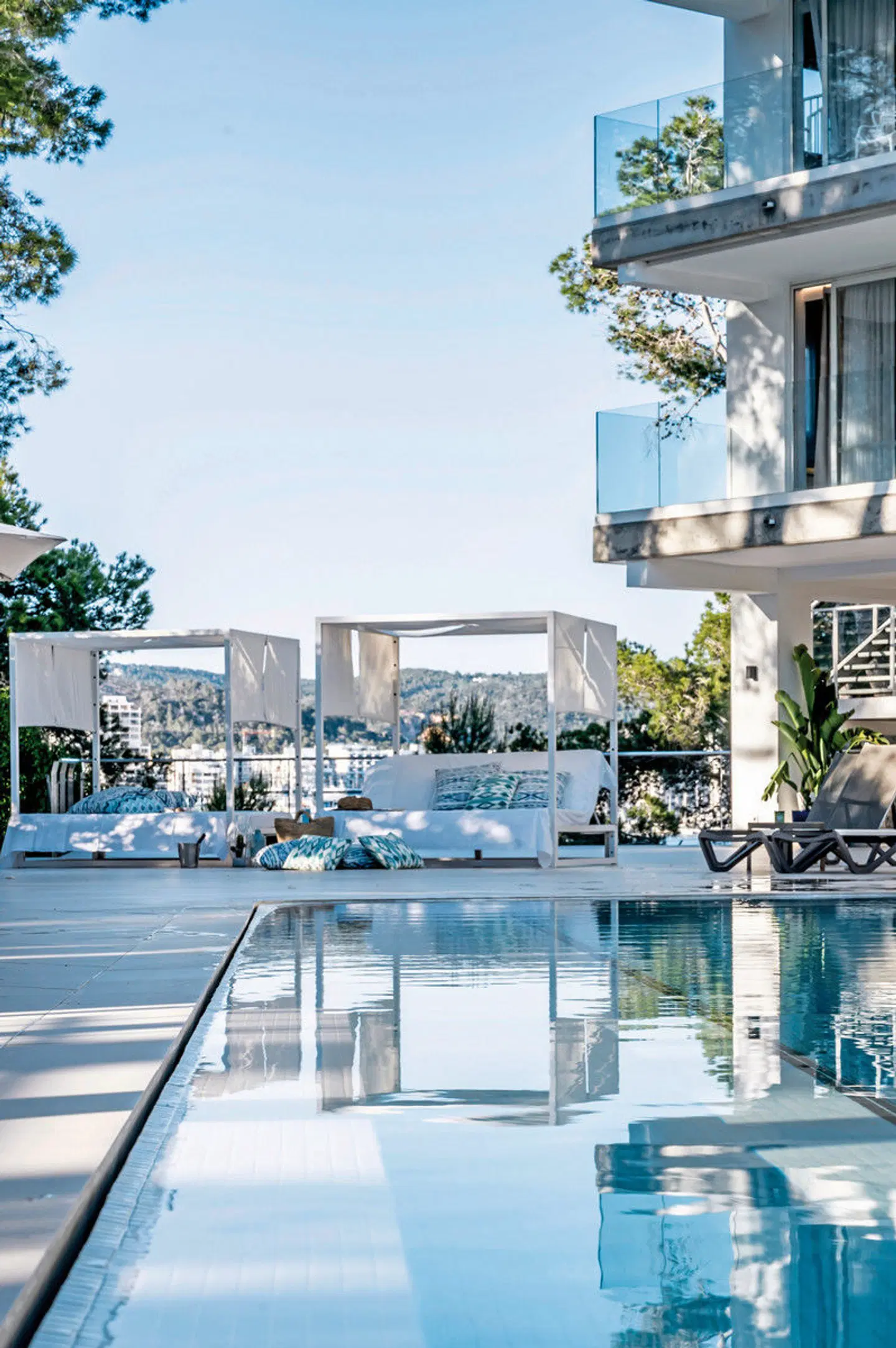 Els Pins Resort & Spa OUTDOOR_POOL