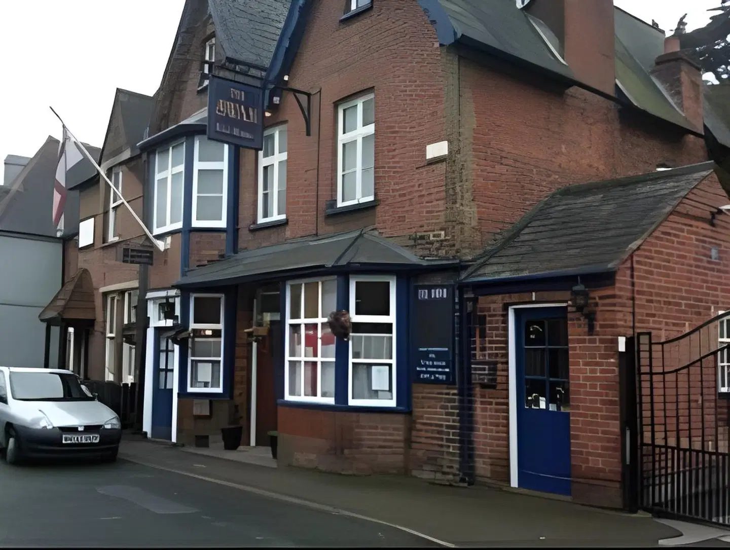 The Swan Hotel EXTERIOR