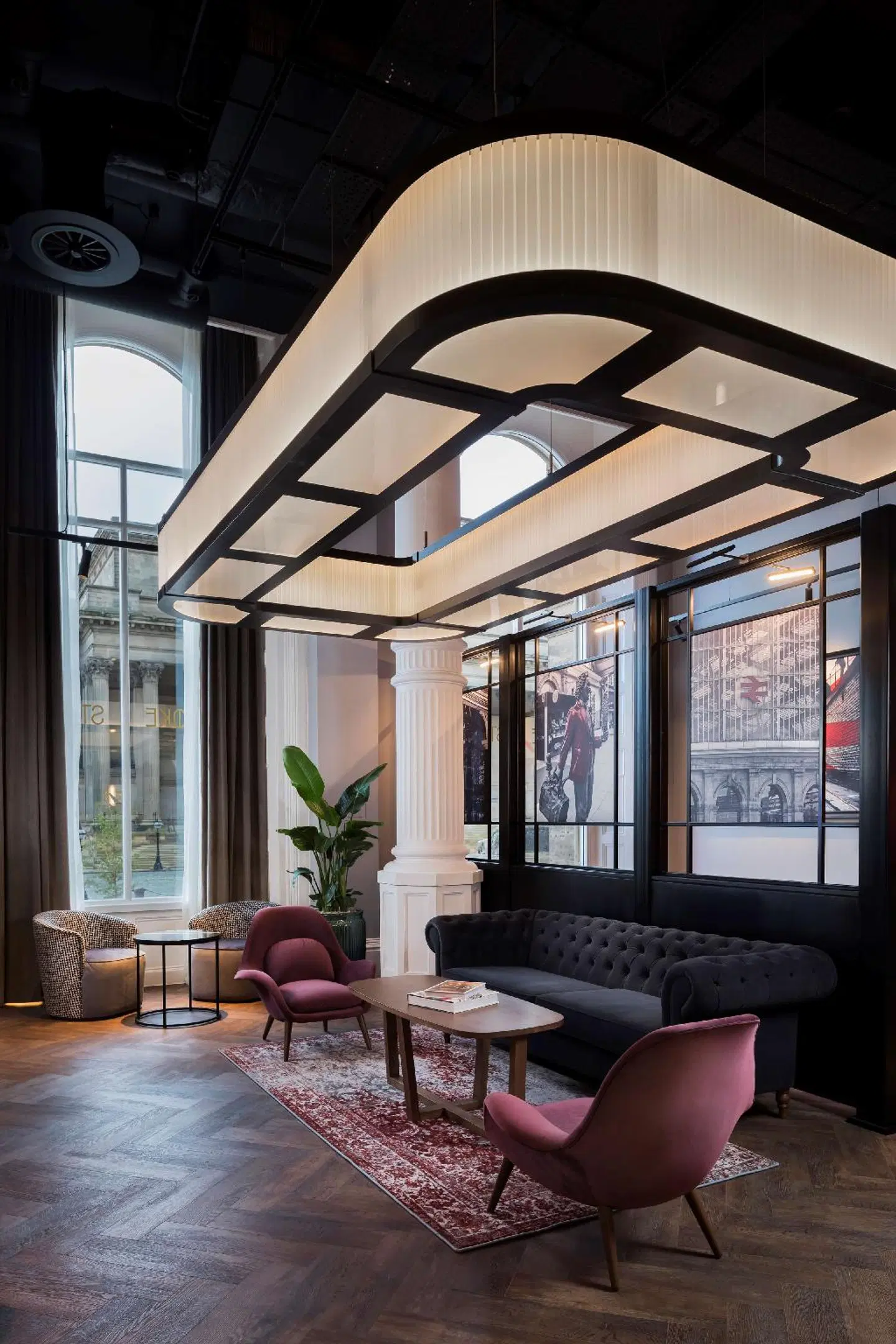 Radisson RED Hotel, Liverpool LOUNGE_LOBBY