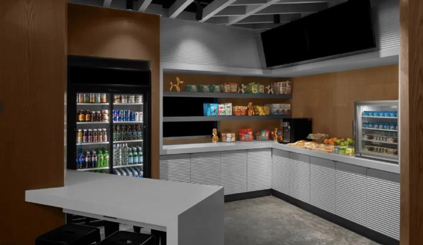 Aloft New York Chelsea Bar