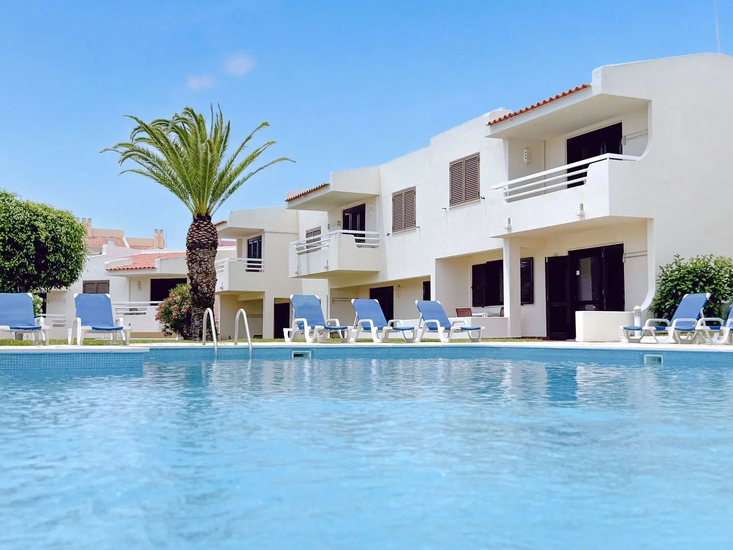Aura Village City Beach Apartments OUTDOOR_POOL