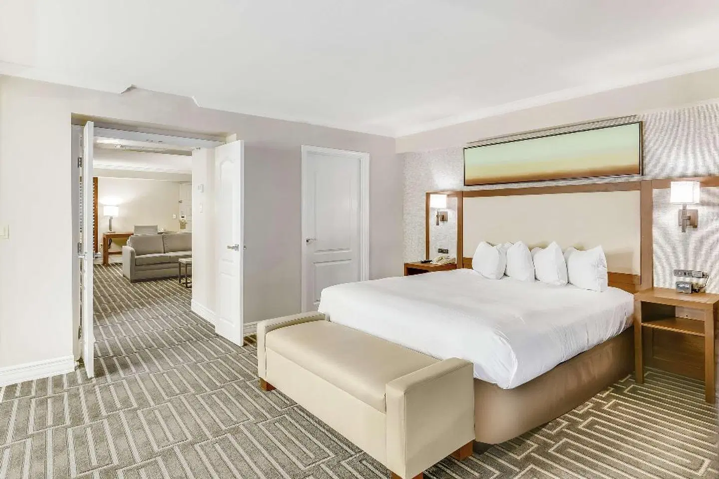 Hilton Phoenix Tapatio Cliffs Resort ROOM_EXAMPLE