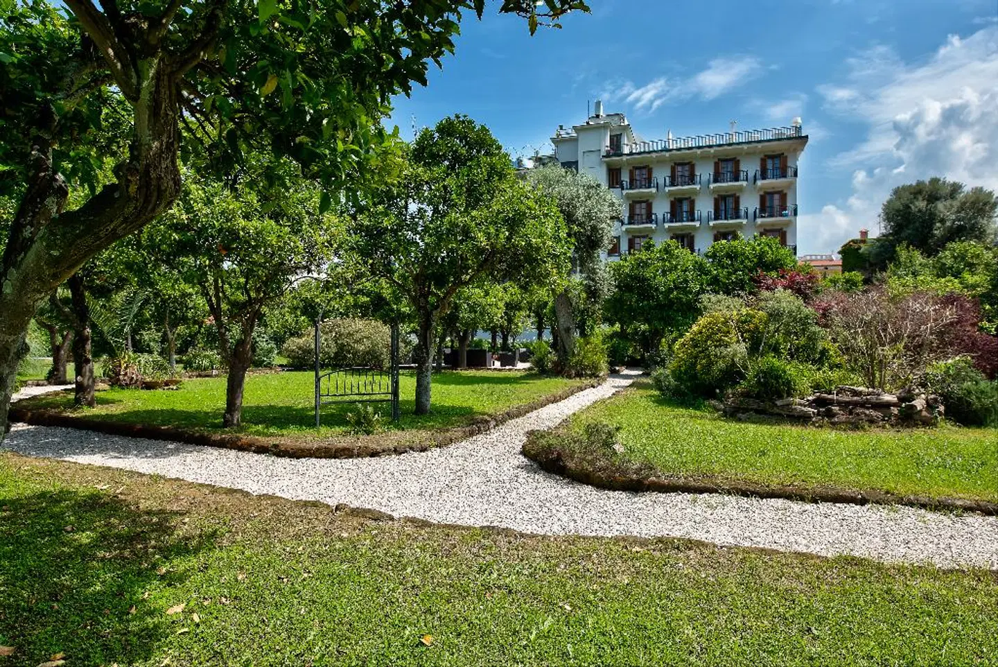 Majestic Palace Garten