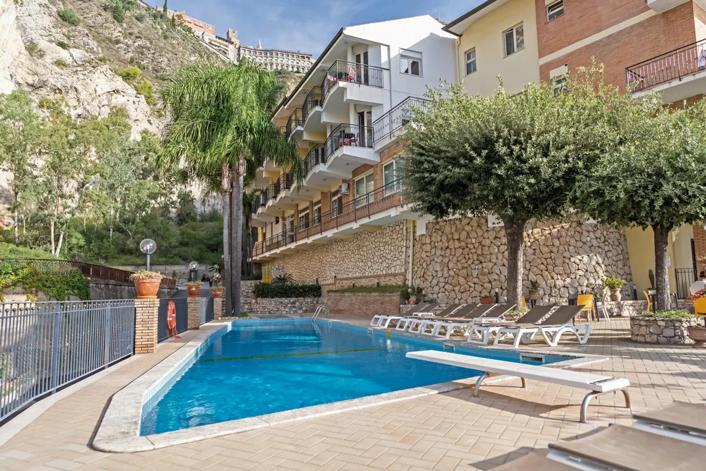 Corallo Taormina OUTDOOR_POOL