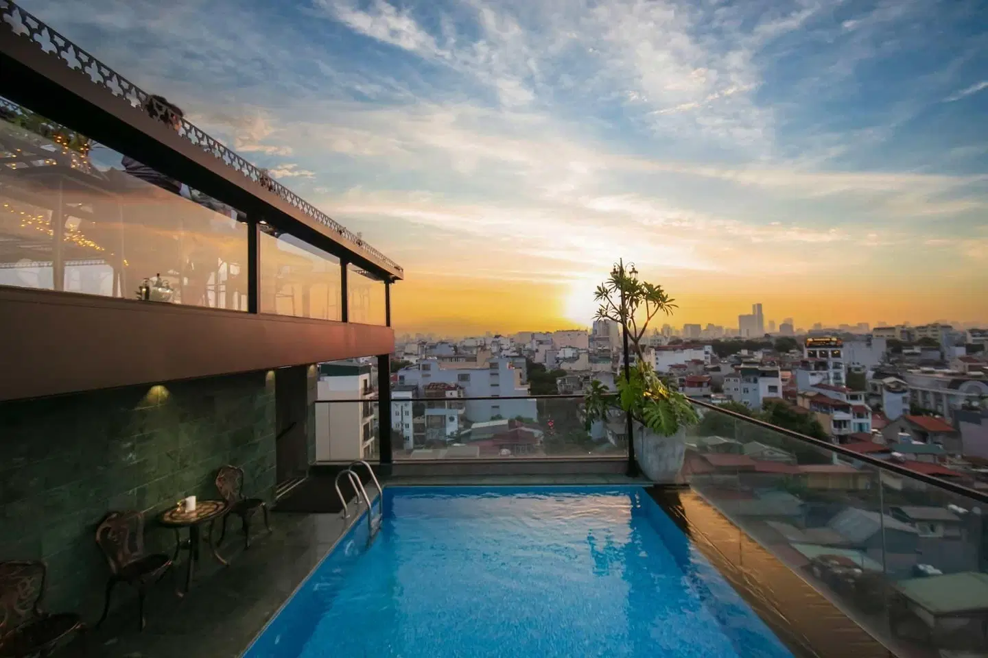 LeaH Silk Hotel EXTERIOR