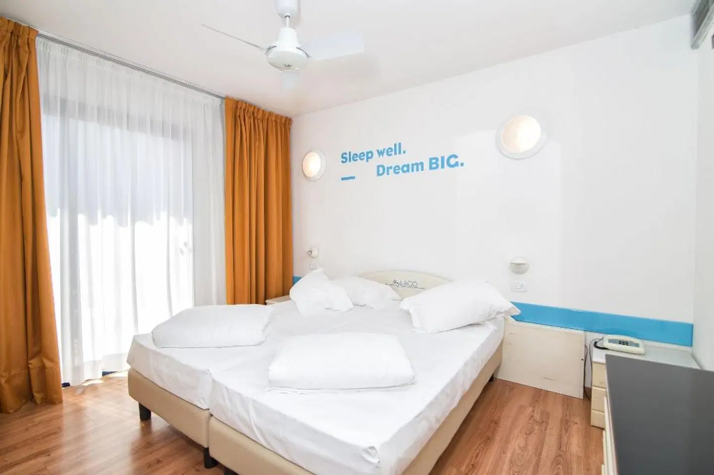 Hi Hotels Riva ROOM_EXAMPLE