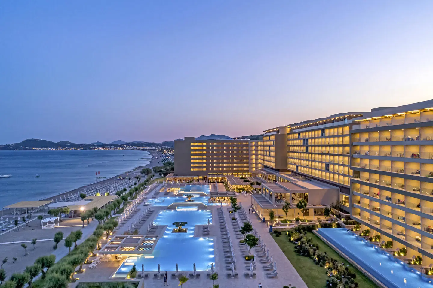 Amada Colossos Resort Terrasse