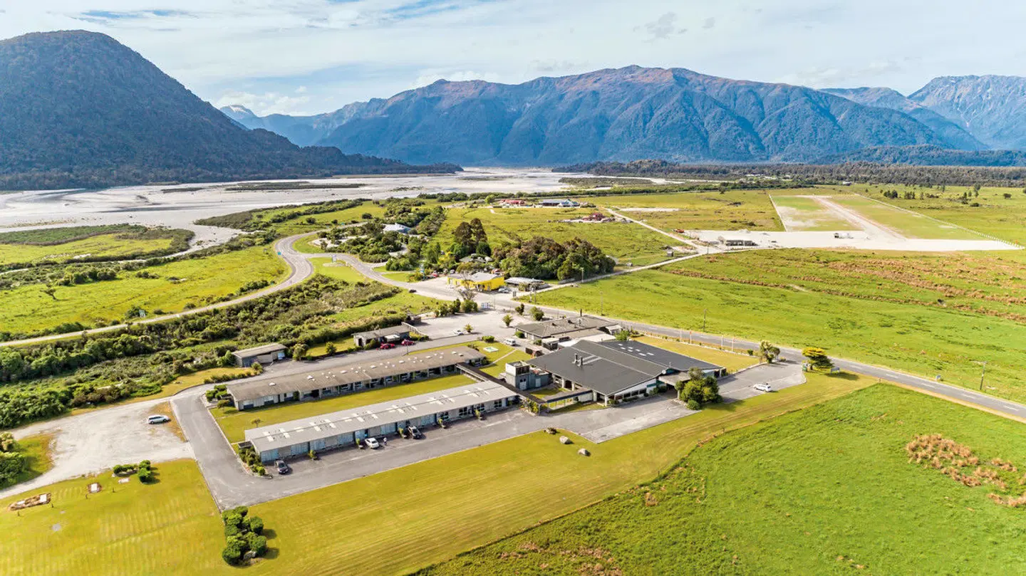 Heartland Hotel Haast LANDSCAPE