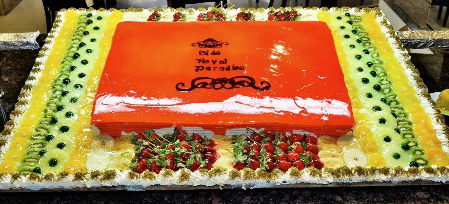 Side Royal Paradise Tiere