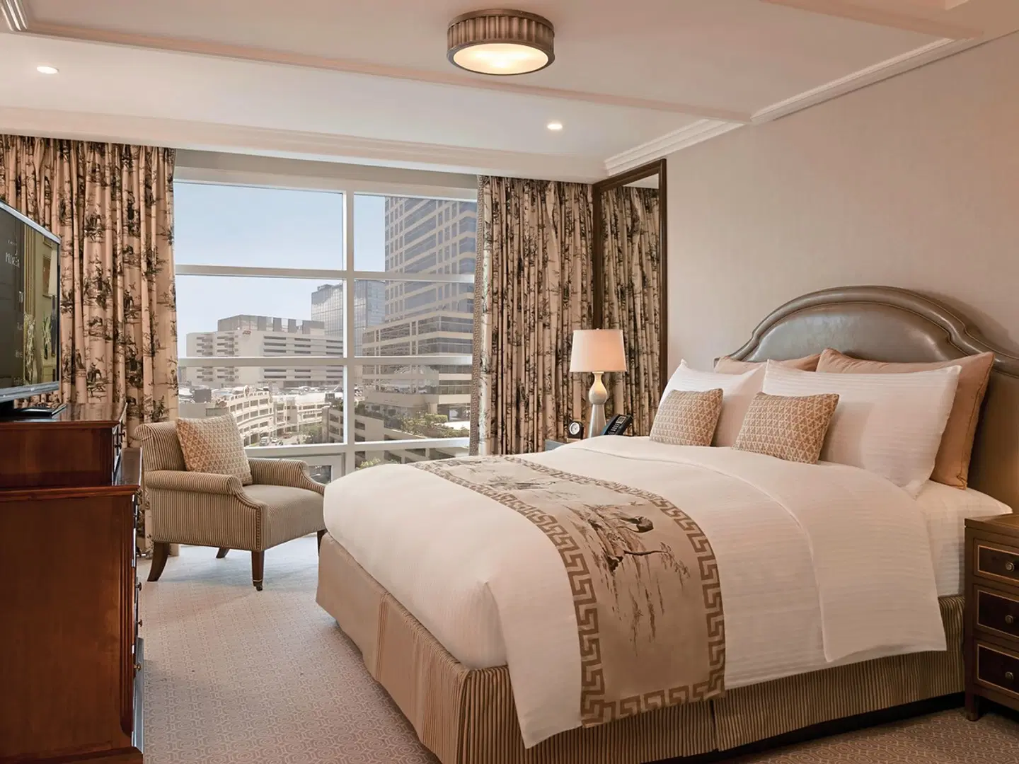 Discovery Primea Manila ROOM_EXAMPLE