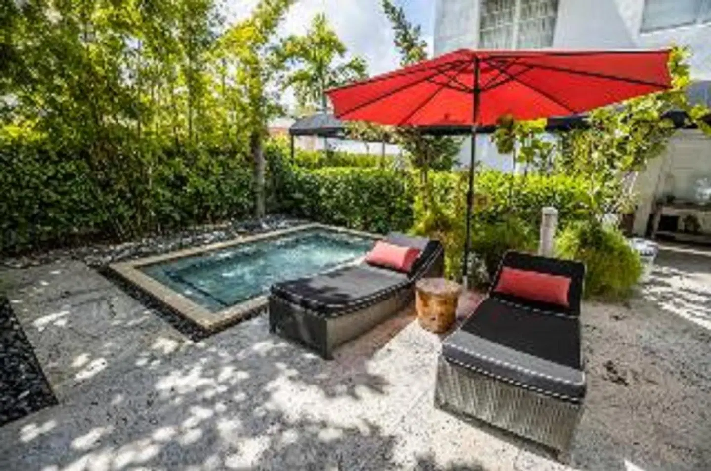 Metropole Suites South Beach Garten