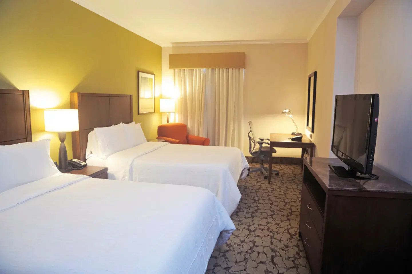 Hilton Garden Inn Panama ROOM_EXAMPLE
