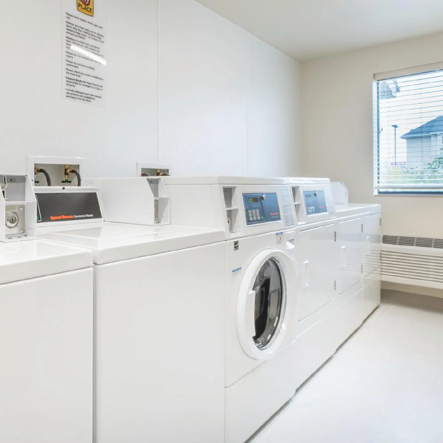 My Place Hotel-Kalispell, MT Badezimmer