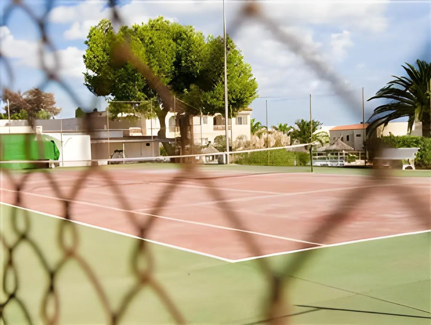 Sol Romantica SPORTS_AND_LEISURE