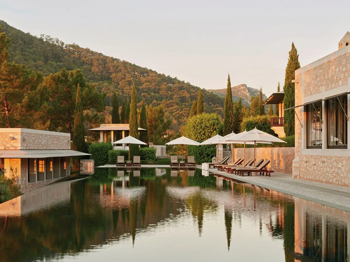 Amanruya OUTDOOR_POOL