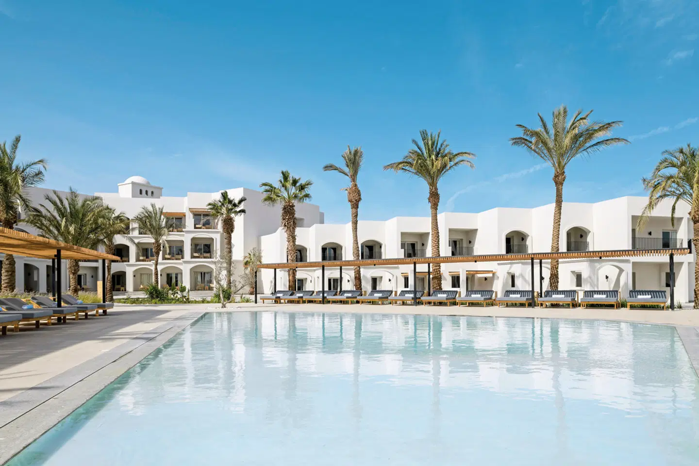 Serry Beach Resort OUTDOOR_POOL