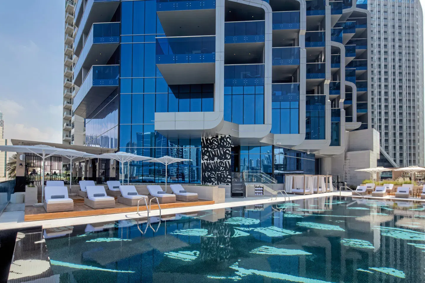 Hyde Hotel Dubai Hallenbad