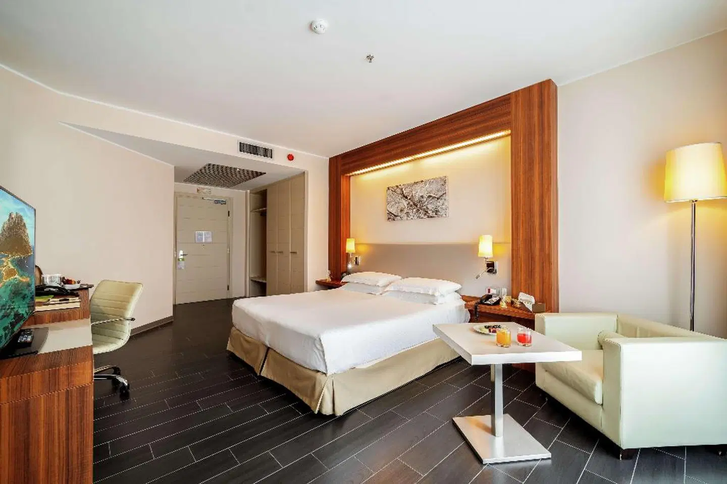 DoubleTree by Hilton Hotel Olbia - Sardinia ROOM_EXAMPLE