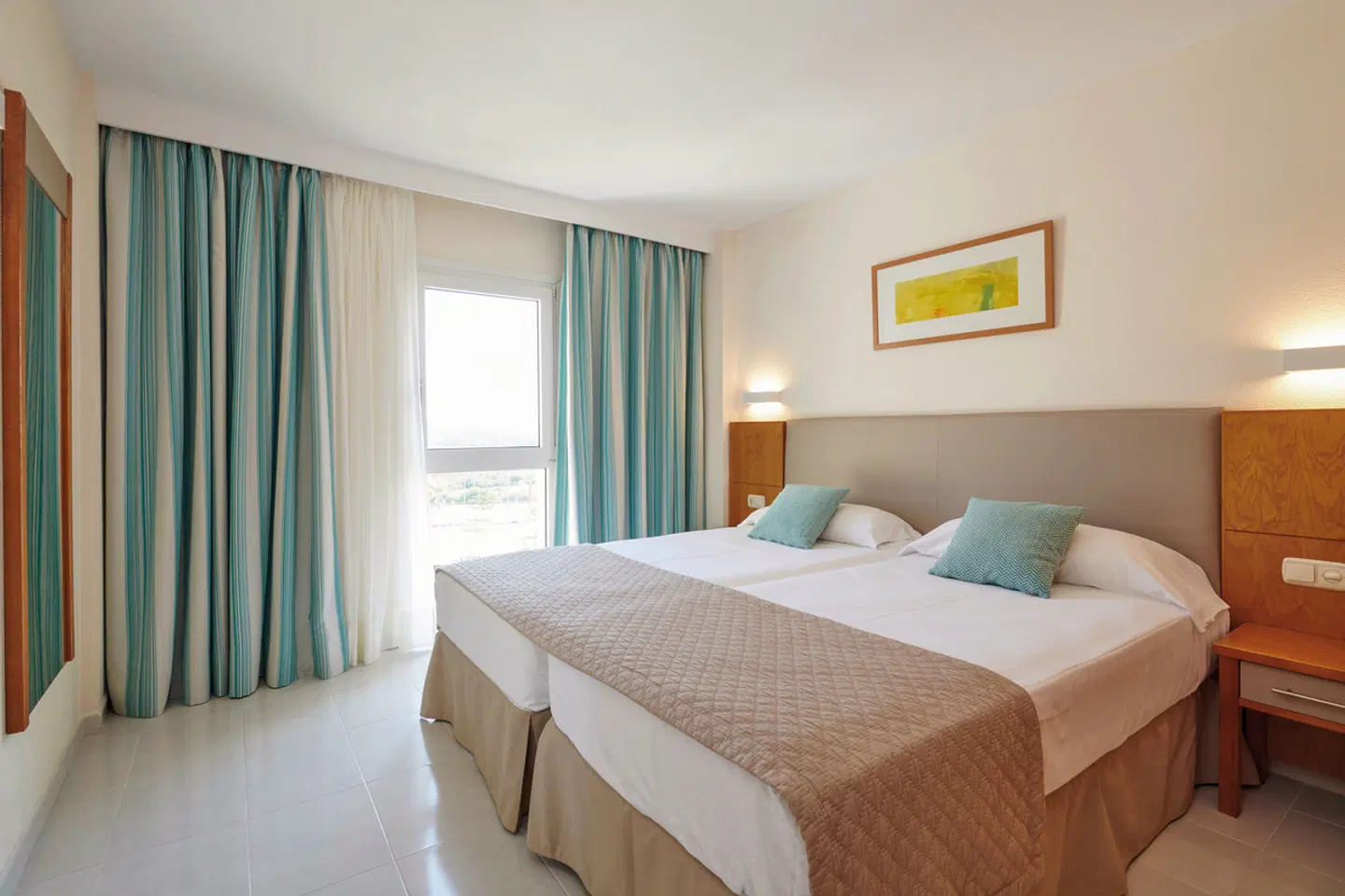 Hipotels Coma Gran ROOM_EXAMPLE