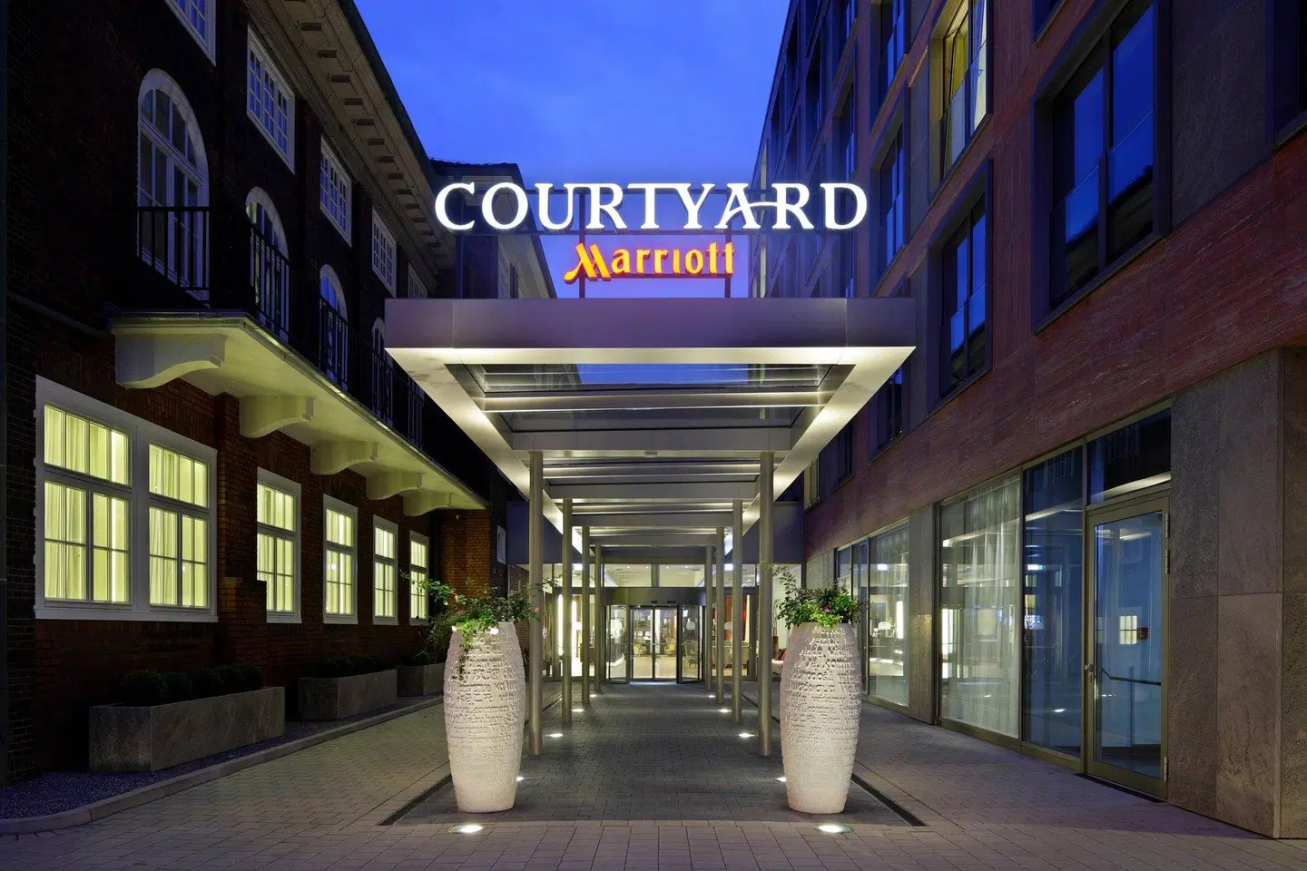 Courtyard by Marriott Bremen EXTERIOR