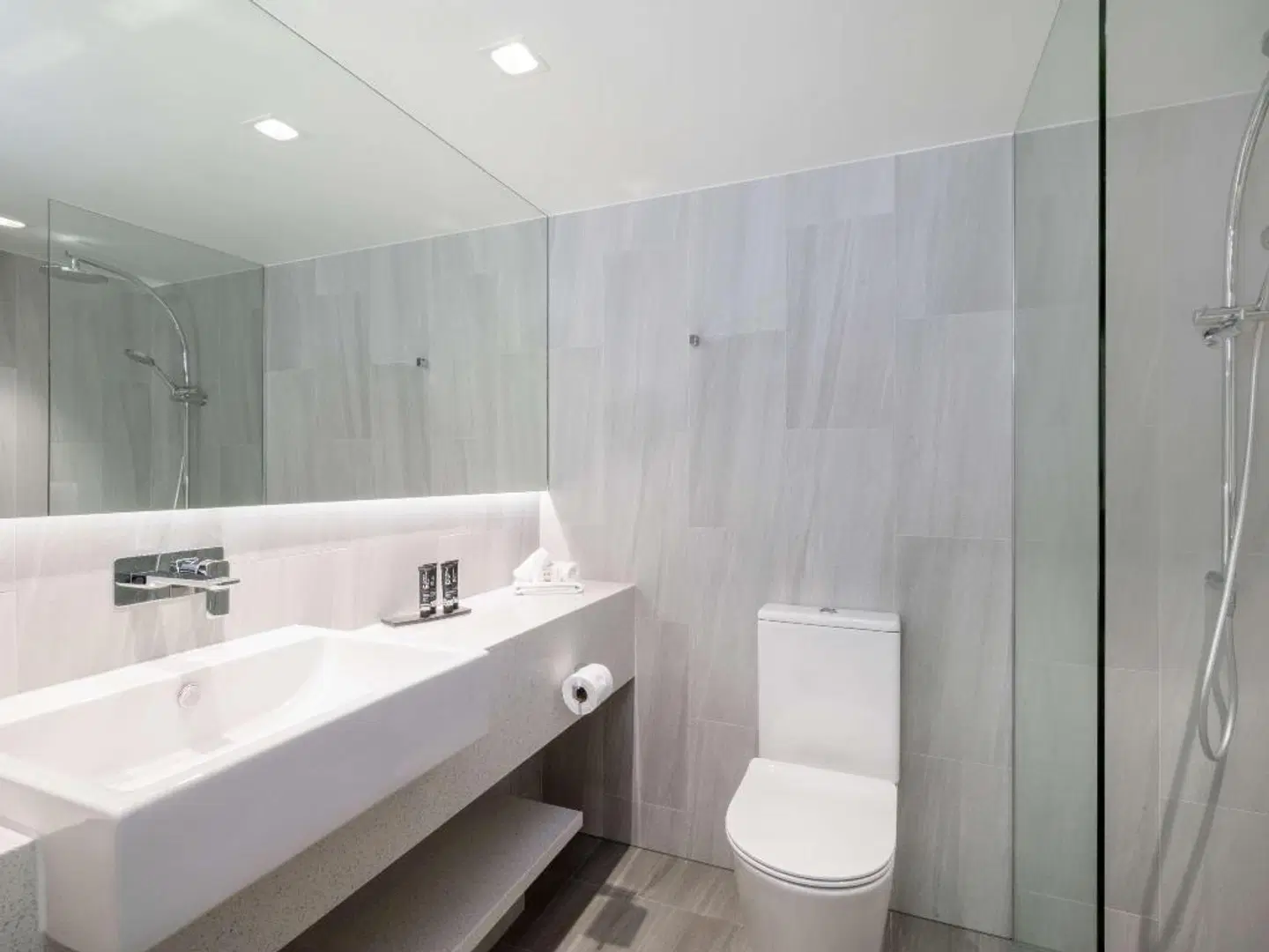 The Sebel Twin Towns Coolangatta Badezimmer