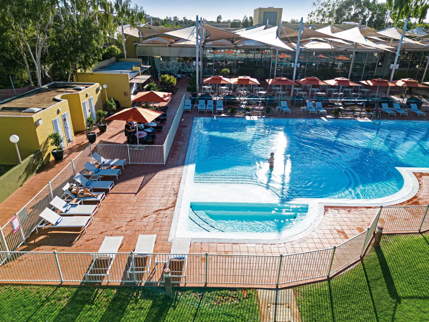 Sails In The Desert OUTDOOR_POOL