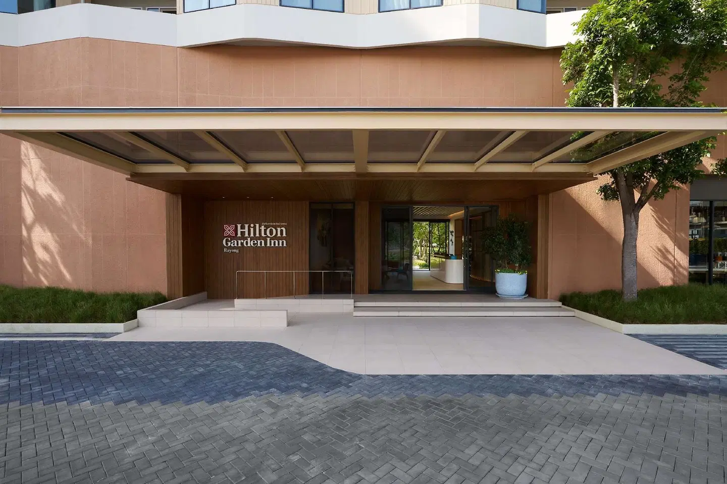 Hilton Garden Inn Rayong EXTERIOR
