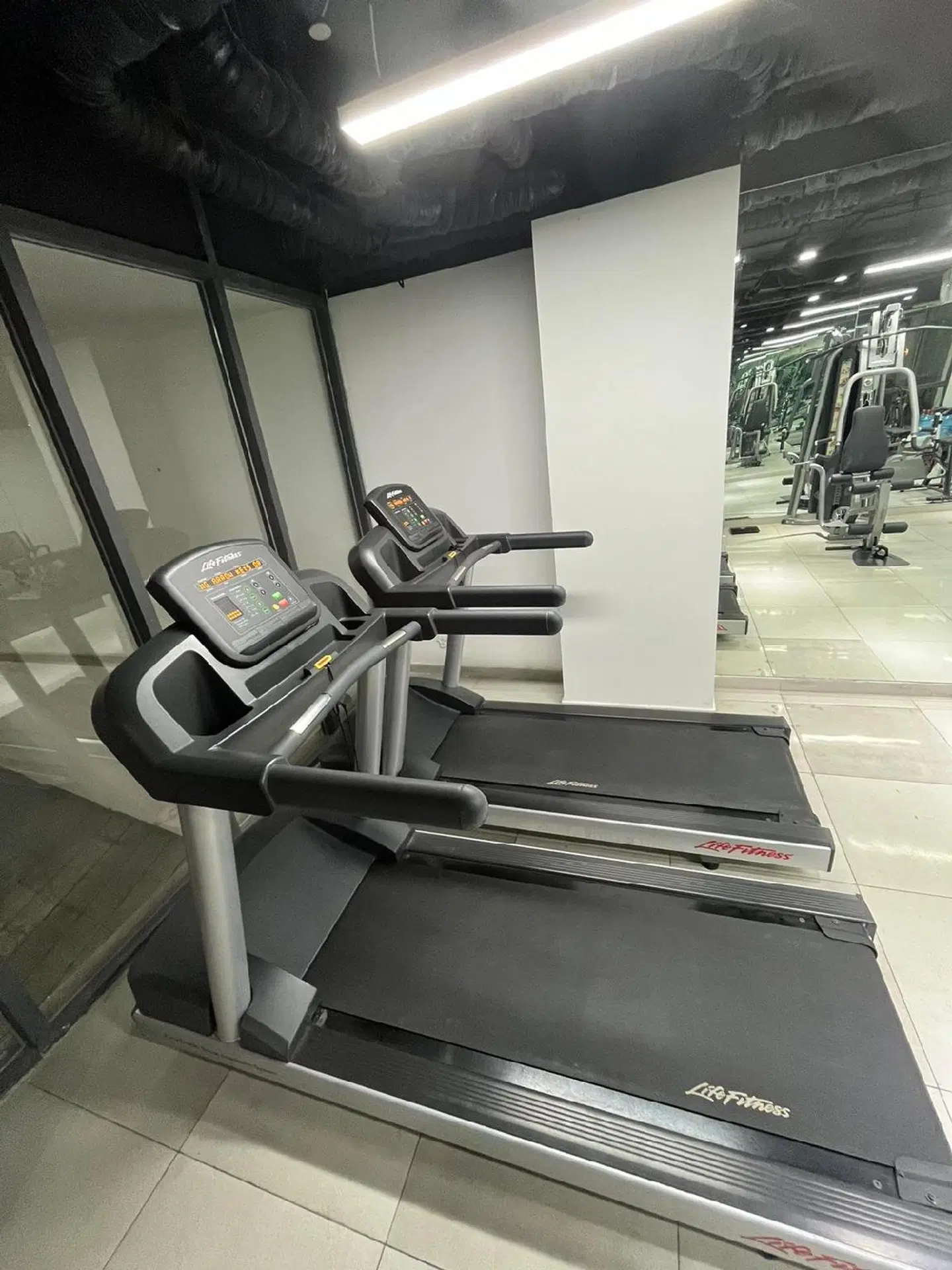 Melina Turtle Lake Saigon Center SPORTS_AND_LEISURE