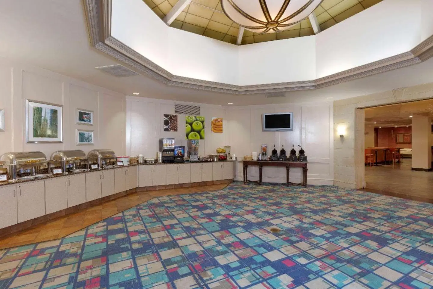 La Quinta Inn & Suites by Wyndham Secaucus Meadowlands LOUNGE_LOBBY