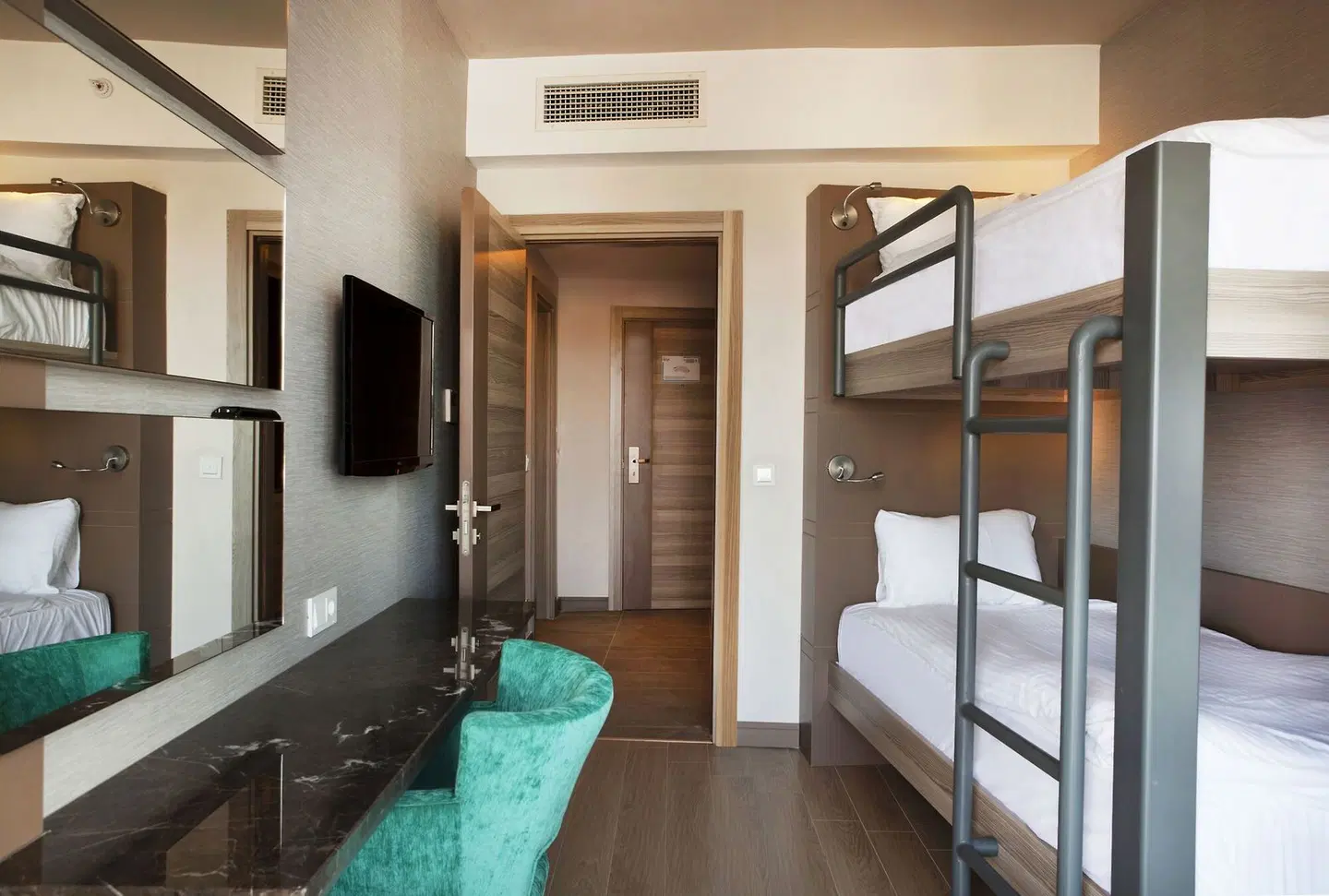 Long Beach Harmony ROOM_EXAMPLE