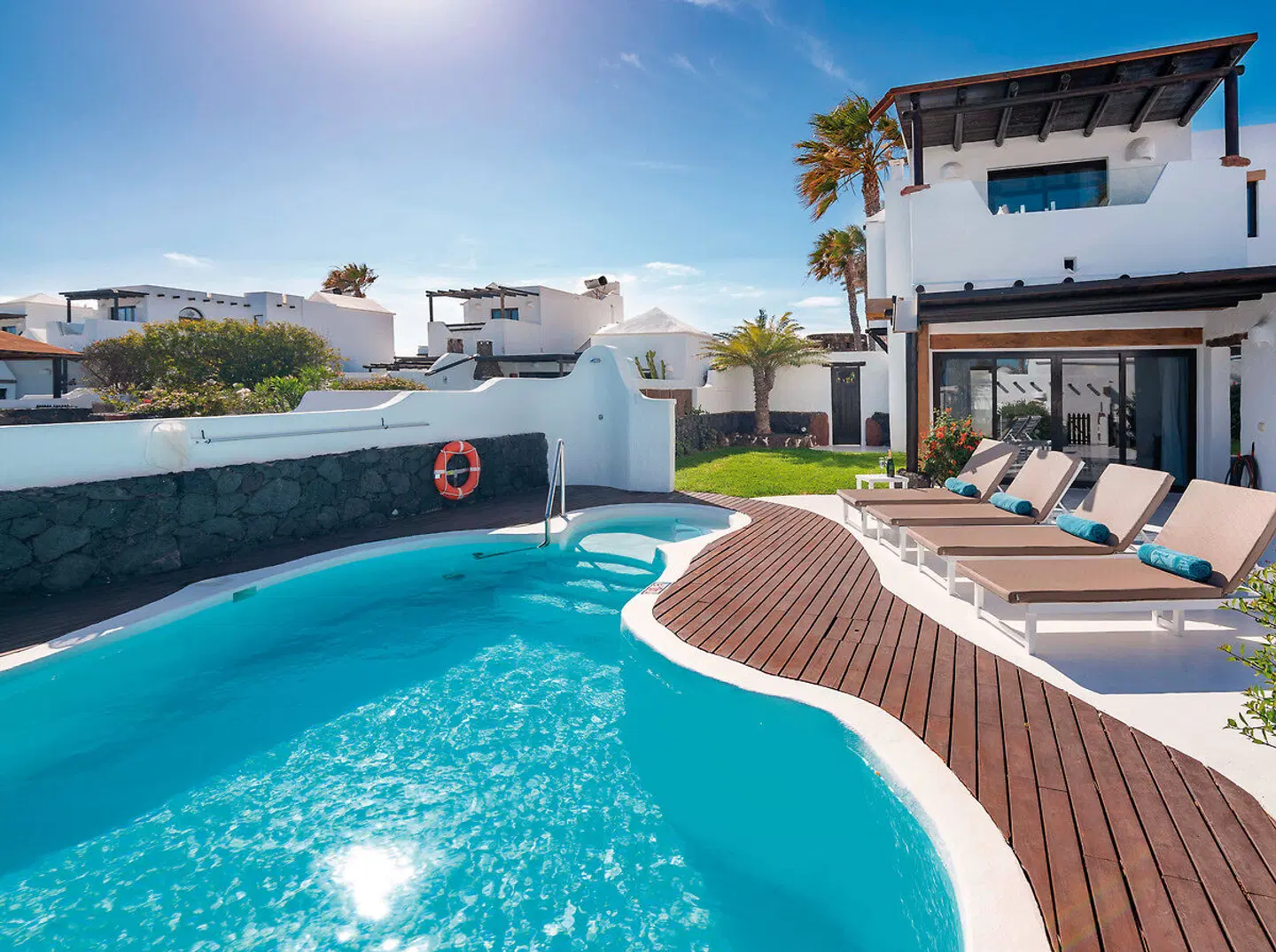 Kamezi Boutique Villas OUTDOOR_POOL