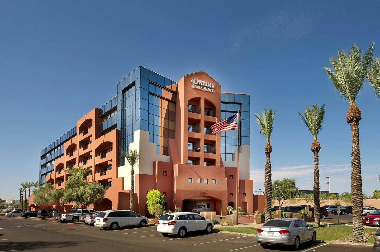 Drury Inn & Suites Phoenix Airport EXTERIOR